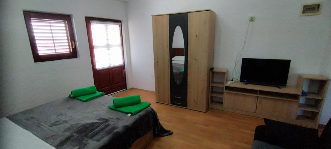 Apartments Andela Starigrad Paklenica Luaran gambar