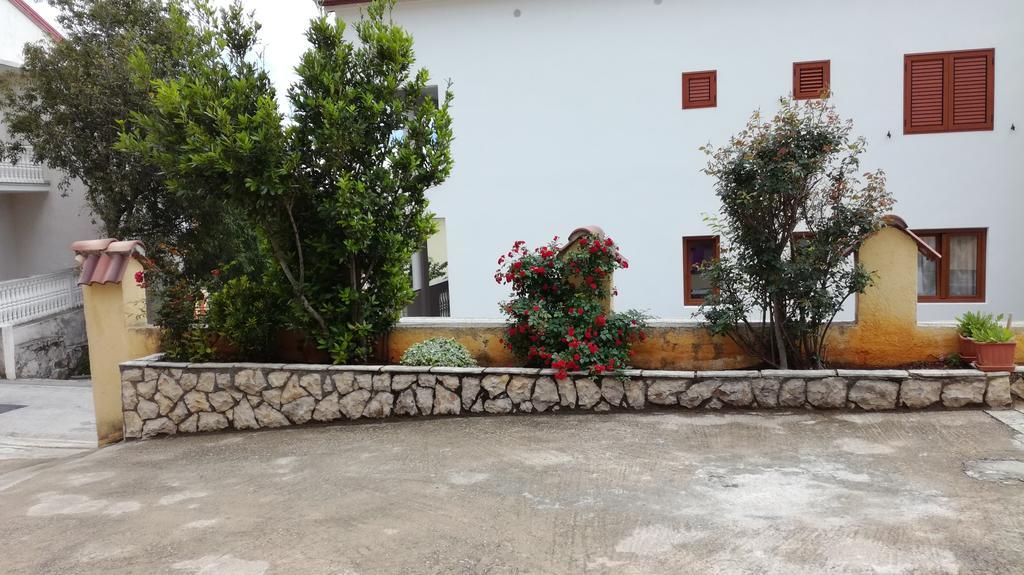 Apartments Andela Starigrad Paklenica Luaran gambar